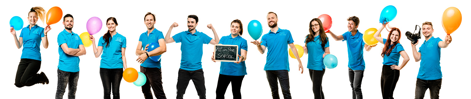 All-in-One-staff-magliette-azzurre-2021_1500
